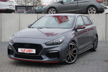 Hyundai i30 2.0 T-GDI N Performance... 